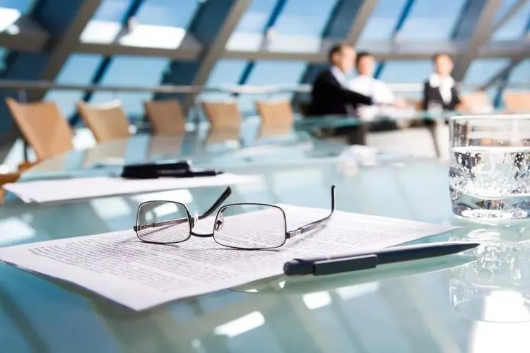 注册非香港公司后有哪些文件及注意事项？