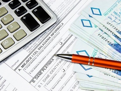 注册香港公司的业务运作都是在大陆需要在香港缴税吗？