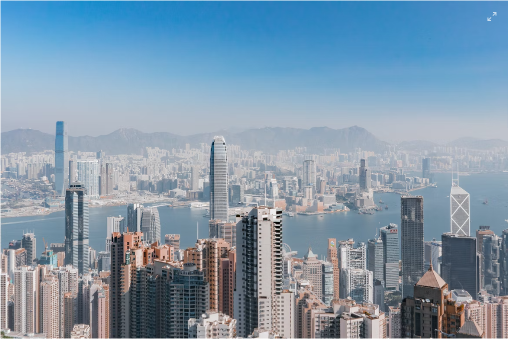 香港持牌放债公司地址变更的法定约束与合规必要性？