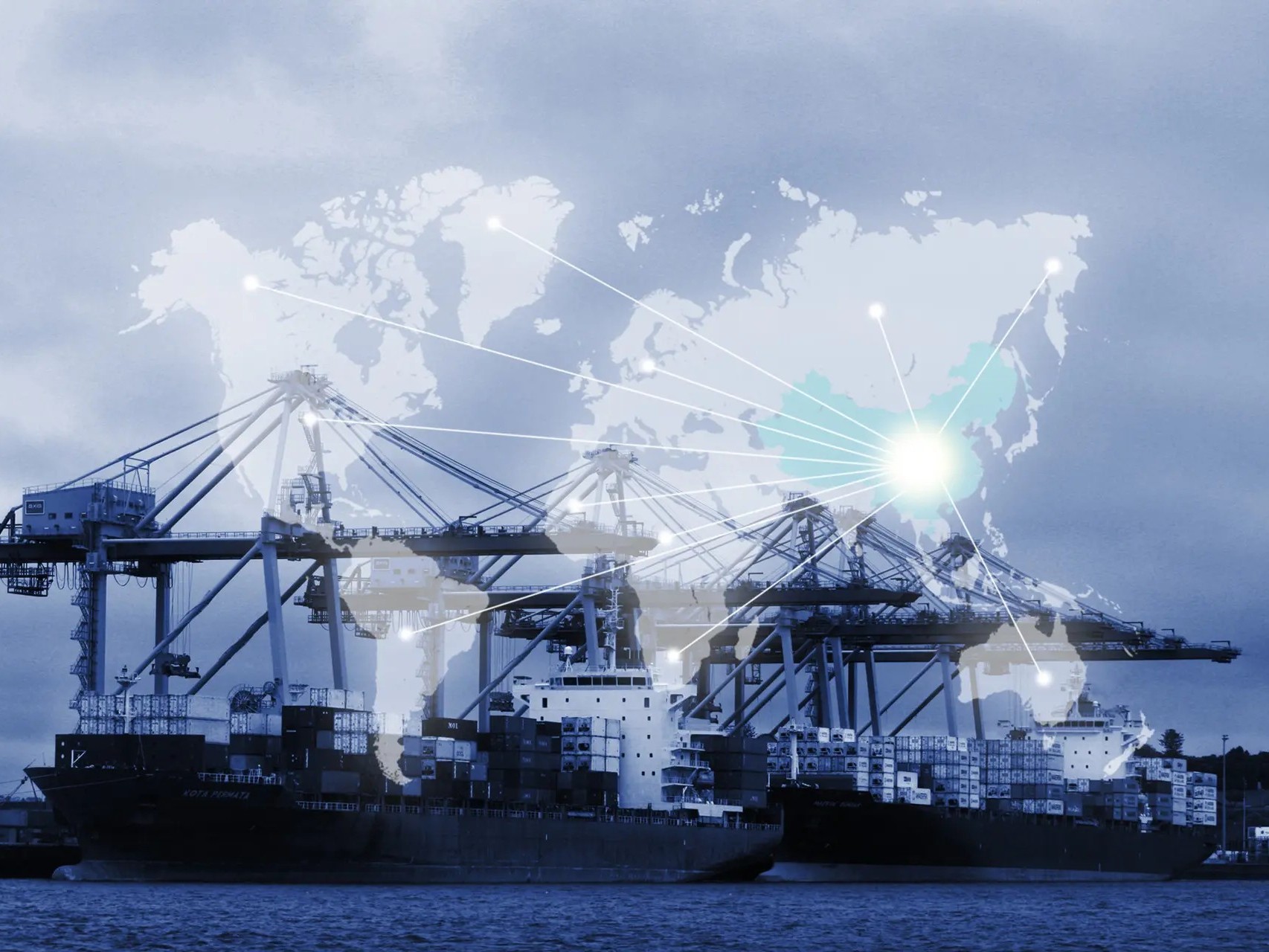 <i style='color:red'>新加坡公司</i>更改董事有哪些要求和注意事项？