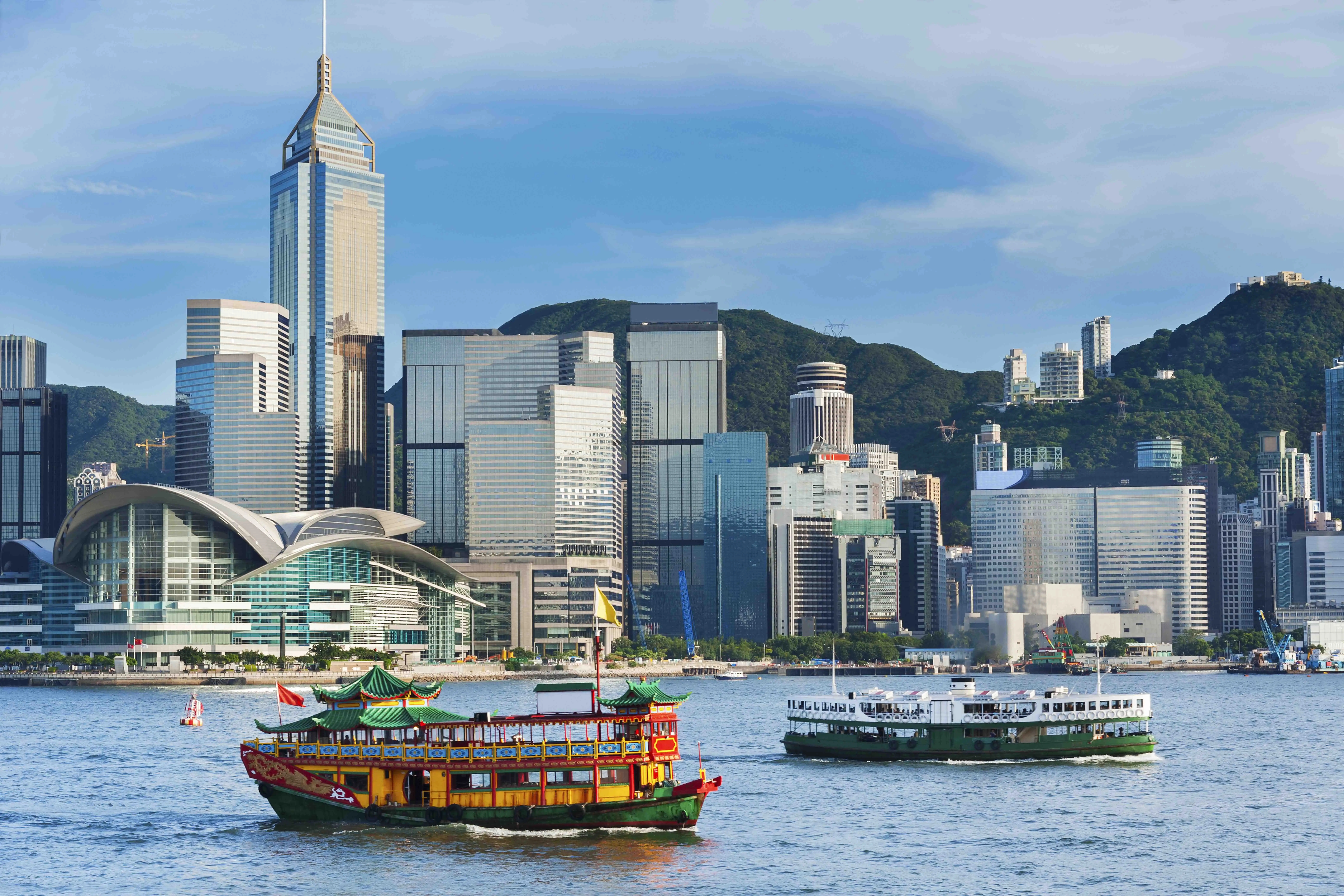 香港公司经营需注意在岸和离岸业务吗？